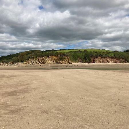 Вилла Old Engine House Noss Mayo Экстерьер фото